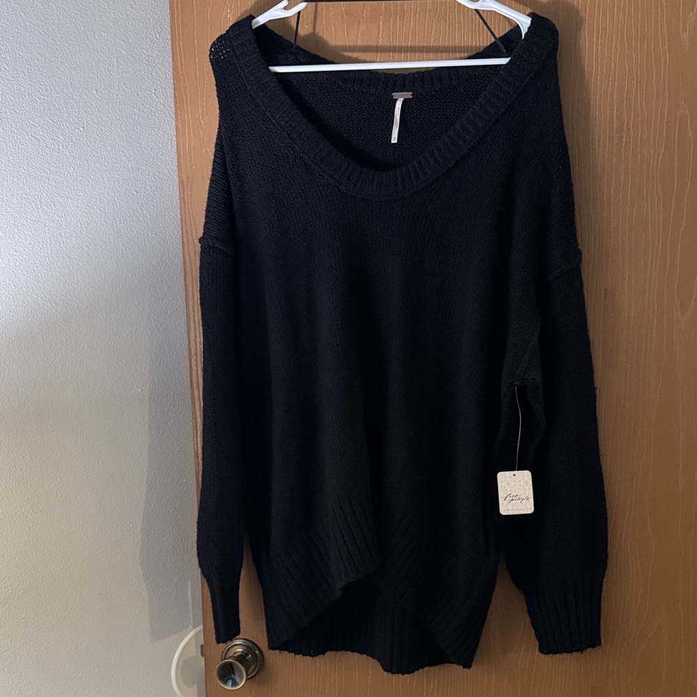 Free People Off-the-Shoulder Black Sweater Size XS